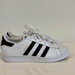Adidas Superstar Women’s 8